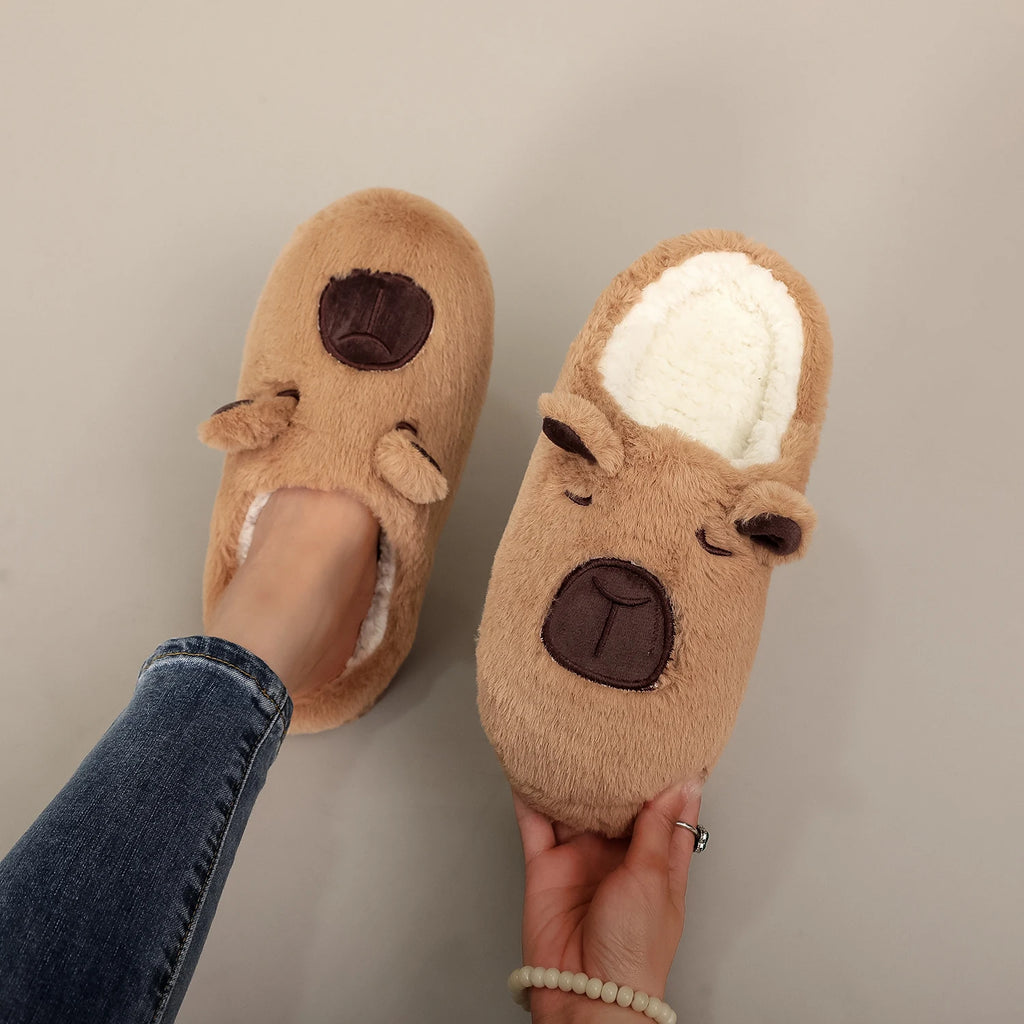 Pantufa Unissex Pelúcia Capivara | Chinelo de Casa Leve Confortável Antiderrapante Inverno 2026 - FRETE GRÁTIS